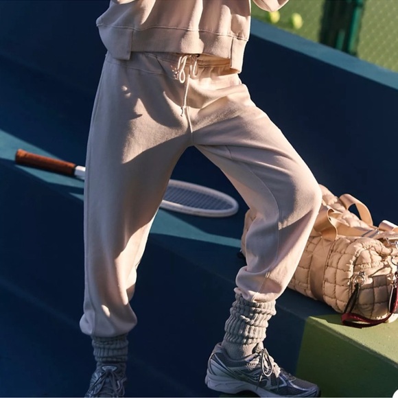 NWT Free People FP Movement Sand Washed Undefeated Joggers Sweatpants in Tofu